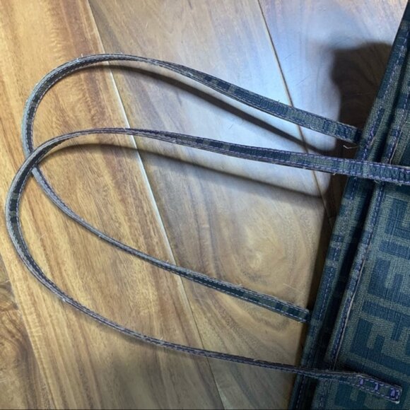 CLASSIC FENDI - Picture 7 of 8